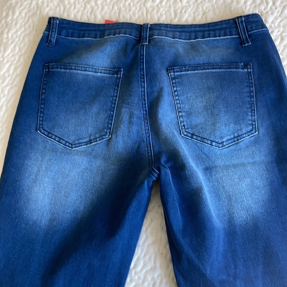 Jeans - Picture 3 of 4